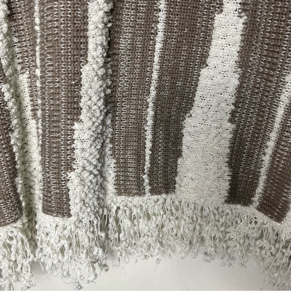 Style & Co Tan Fringe Sweater Size XL - Picture 2 of 6